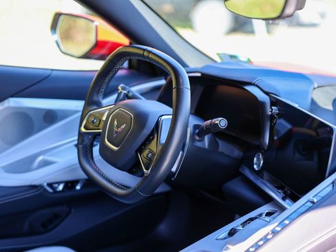 Used 2020 Chevrolet Corvette Stingray Preferred Cpe w/ 2LT Preferred Equipment Group RWD image 8