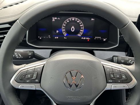New 2026 Volkswagen Jetta SE FWD image 16