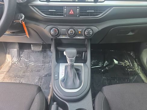 Used 2024 Kia Forte LXS FWD image 11