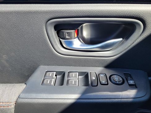 New 2026 Honda Pilot Sport image 16