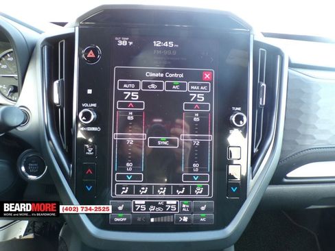 Used 2025 Subaru Forester Premium image 41