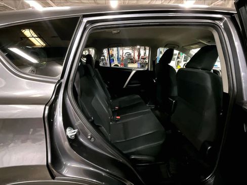 Used 2018 Toyota RAV4 LE w/ All Weather Liner Package image 18