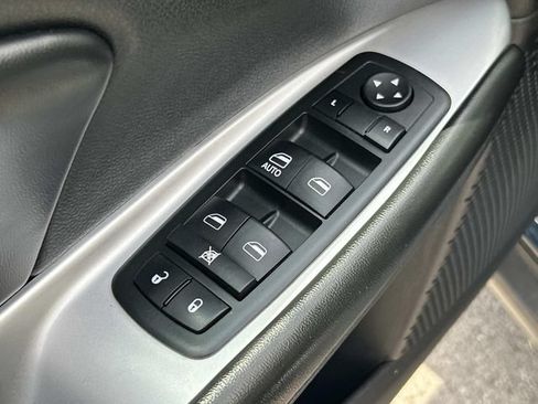 Used 2013 Dodge Journey SXT w/ Popular Equipment Group FWD image 31