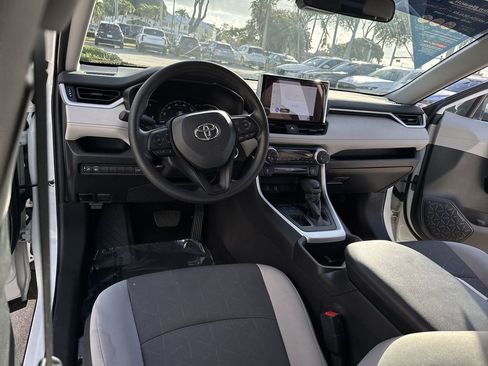 Used 2024 Toyota RAV4 XLE w/ Convenience Package image 36