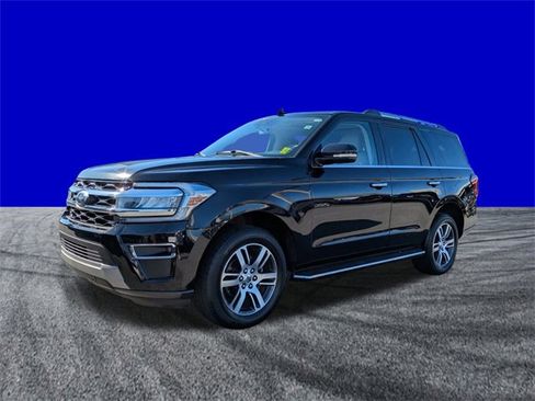 Certified 2023 Ford Expedition Limited image 8