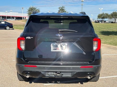 Used 2022 Ford Explorer ST-Line w/ Class IV Trailer Tow Package image 6
