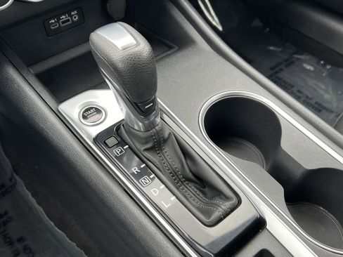 Used 2022 Nissan Altima 2.5 SV image 31