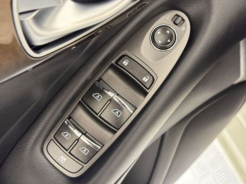 Used 2019 INFINITI Q50 Luxe w/ All Weather Package (L93) RWD image 20