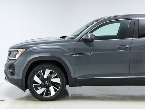 New 2026 Volkswagen Atlas Cross Sport SEL image 3