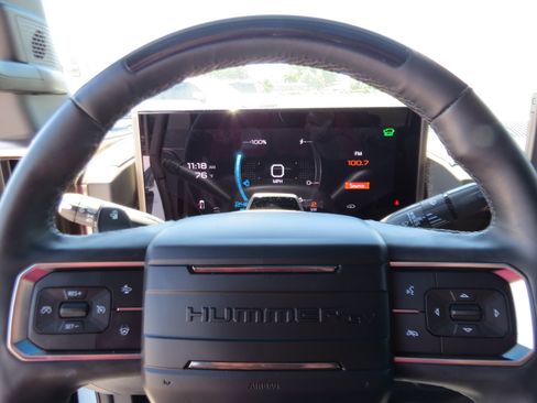 Used 2025 GMC Hummer EV 3X AWD/4WD image 27
