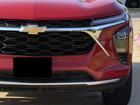 Used 2026 Chevrolet Trax LT FWD image 10