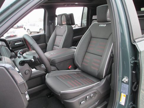 New 2026 GMC Yukon XL AT4 Ultimate image 11