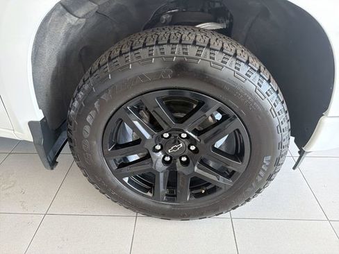Certified 2024 Chevrolet Silverado 1500 RST w/ Convenience Package II AWD/4WD image 14