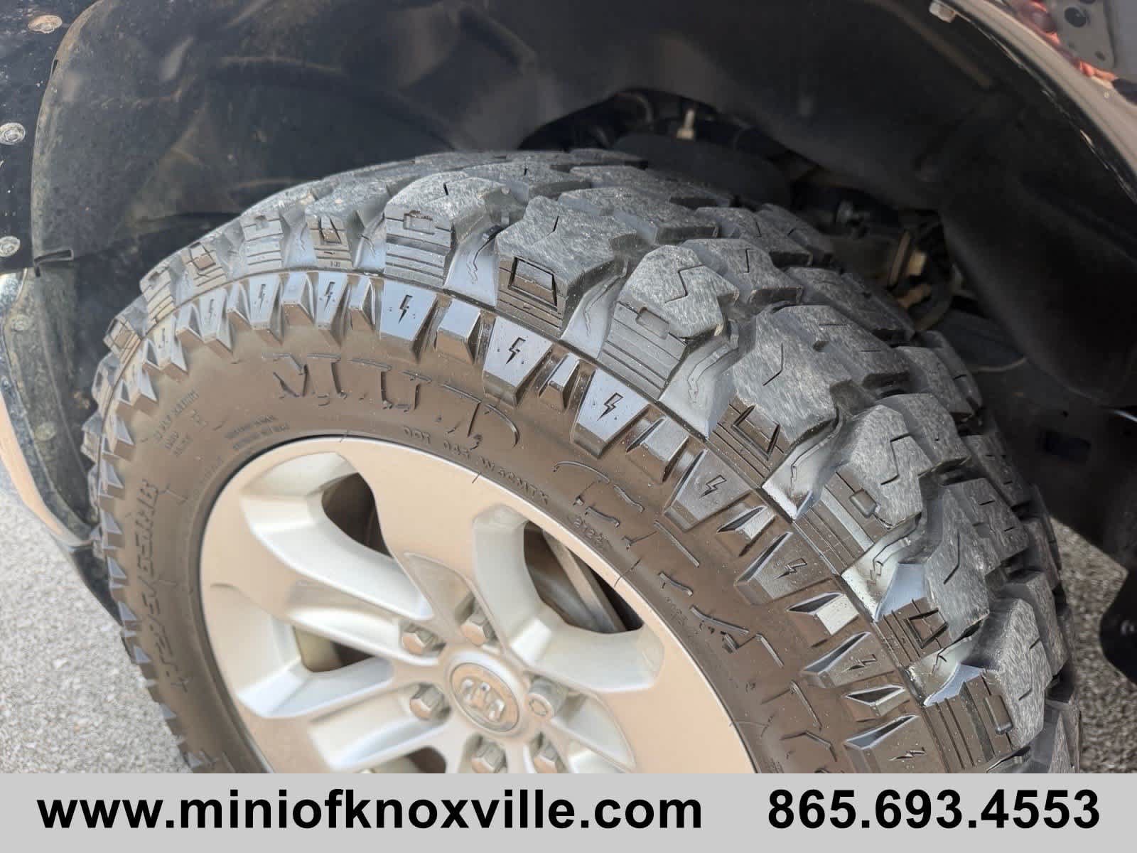Used 2021 RAM 1500 Laramie AWD/4WD image 10