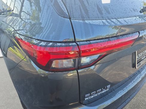 New 2026 Nissan Rogue Platinum AWD/4WD image 33