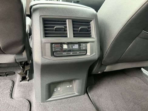 Used 2023 Volkswagen Atlas SE FWD image 18