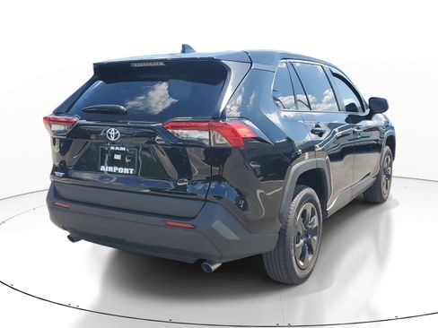Used 2025 Toyota RAV4 LE FWD image 6