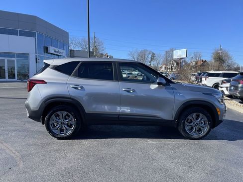 Certified 2026 Kia Seltos LX image 4