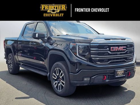 Used 2024 GMC Sierra 1500 AT4 w/ Technology Package AWD/4WD image 1