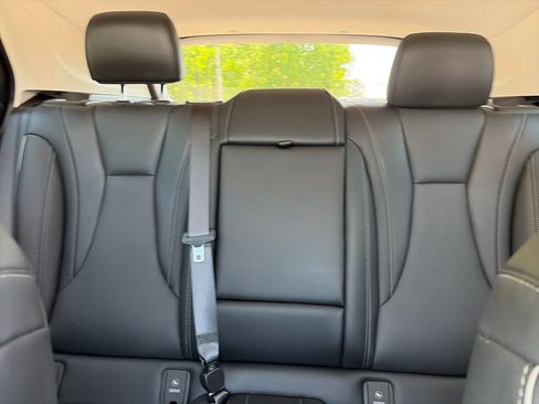 Used 2023 Buick Envision Essence FWD image 34