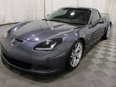 Used 2009 Chevrolet Corvette Z06 w/ Preferred Equipment Group RWD image 28