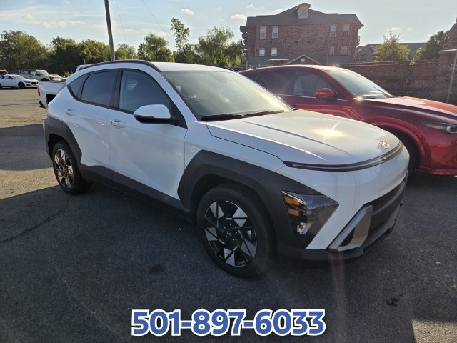 Used 2025 Hyundai Kona SEL FWD image 3