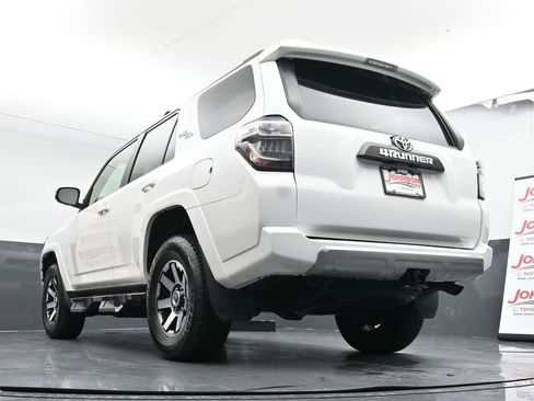 Used 2022 Toyota 4Runner TRD Off-Road Premium image 43
