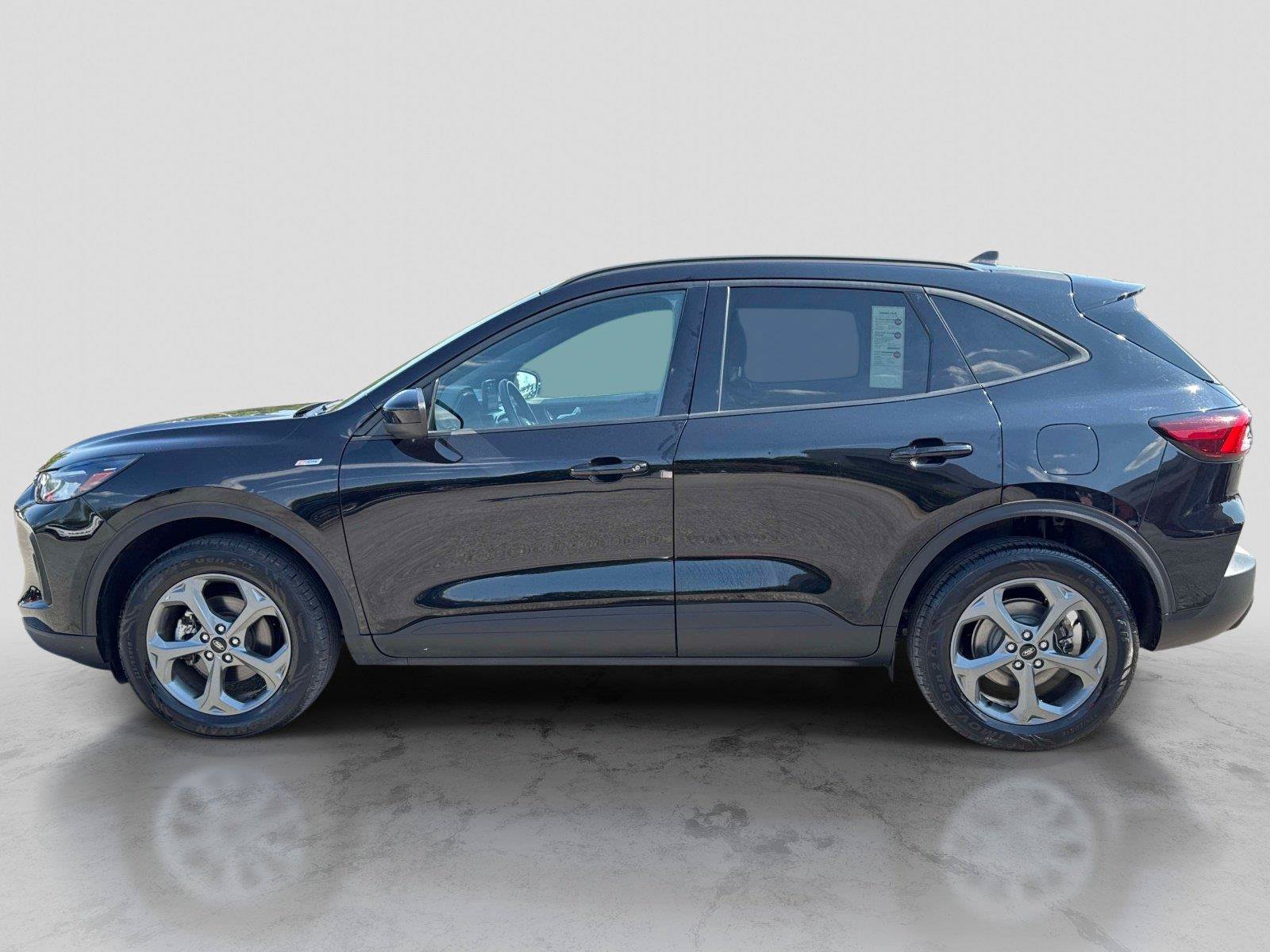 Used 2025 Ford Escape ST-Line Select AWD/4WD image 8