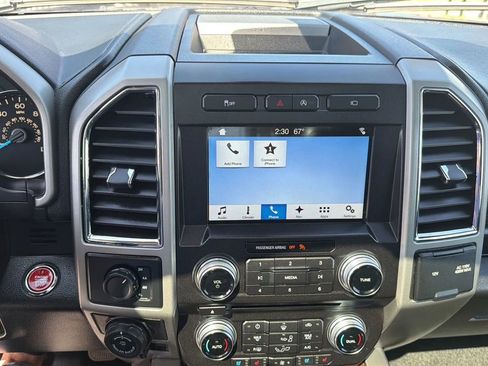 Used 2017 Ford F150 Lariat w/ Equipment Group 502A Luxury AWD/4WD image 19