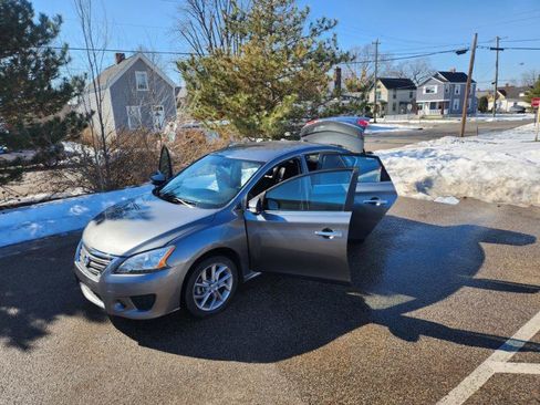 Used 2015 Nissan Sentra SR image 14