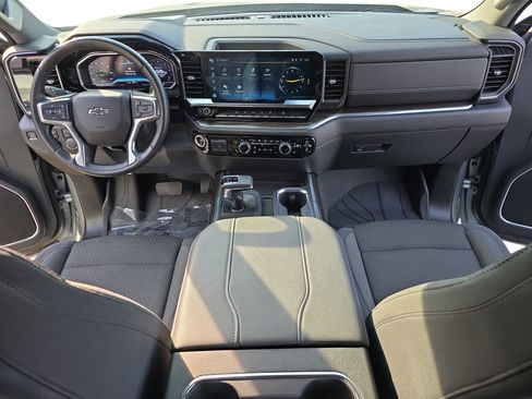 Used 2023 Chevrolet Silverado 1500 RST w/ Z71 Off-Road Package image 9