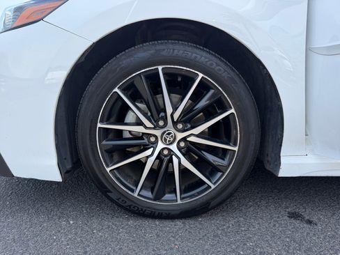 Used 2021 Toyota Camry SE w/ Audio Upgrade Package image 26