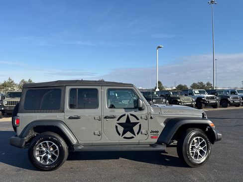 Used 2021 Jeep Wrangler Unlimited Sport w/ Technology Group image 2