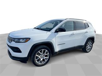 Used 2022 Jeep Compass Latitude video 1
