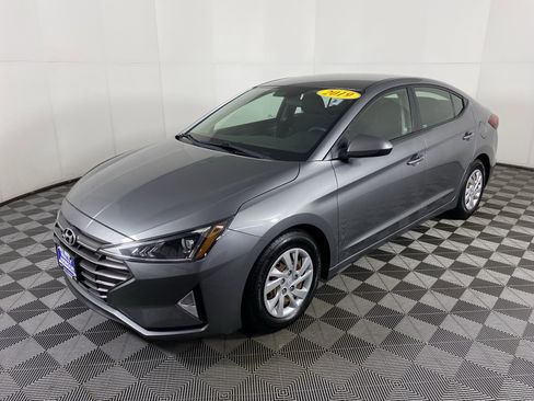 Used 2019 Hyundai Elantra SE w/ Cargo Package image 10