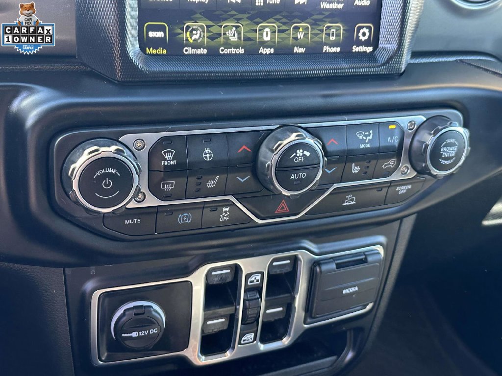 Used 2023 Jeep Wrangler Unlimited w/ Sun & Screen Package AWD/4WD image 25