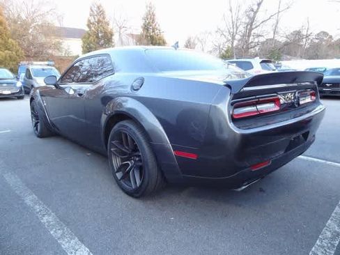 Used 2019 Dodge Challenger R/T Scat Pack w/ Widebody Package image 7