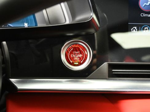 Used 2022 Chevrolet Corvette Stingray Premium Conv w/ Z51 Performance Package image 44