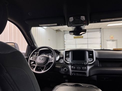 Used 2024 RAM 2500 Big Horn w/ Bed Utility Group image 21