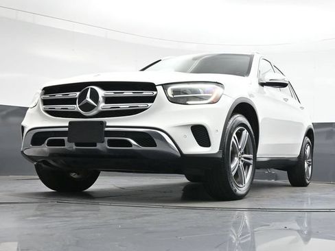 Used 2021 Mercedes-Benz GLC 300 image 40