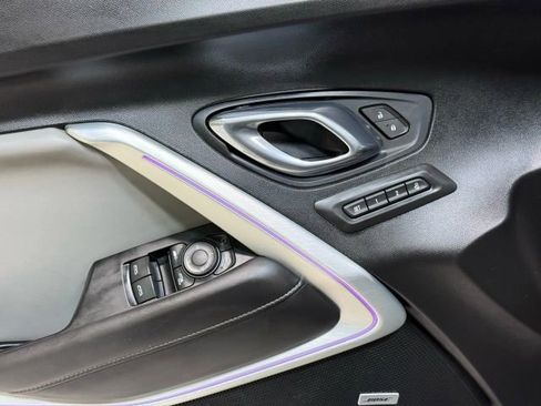 Used 2019 Chevrolet Camaro LT image 12