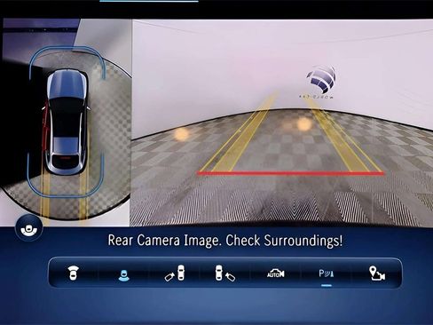 Used 2024 Mercedes-Benz GLC 300 4MATIC image 14