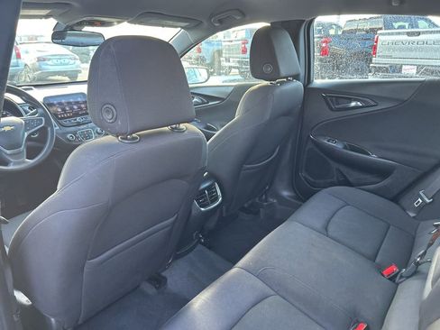 Used 2022 Chevrolet Malibu LT image 30