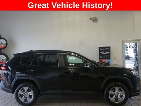 Certified 2025 Toyota RAV4 XLE AWD/4WD image 2