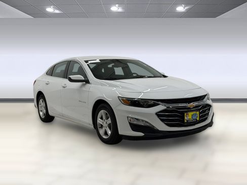 Used 2024 Chevrolet Malibu LT FWD image 6