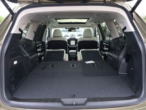 New 2026 Subaru Ascent Limited AWD/4WD image 9