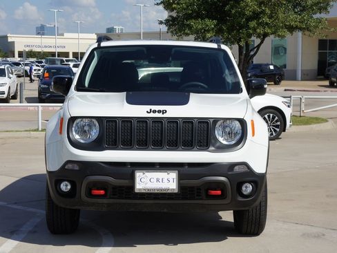 Used 2023 Jeep Renegade Trailhawk image 3