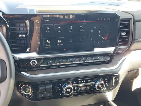 Used 2025 GMC Sierra 1500 SLT w/ SLT Premium Package image 29