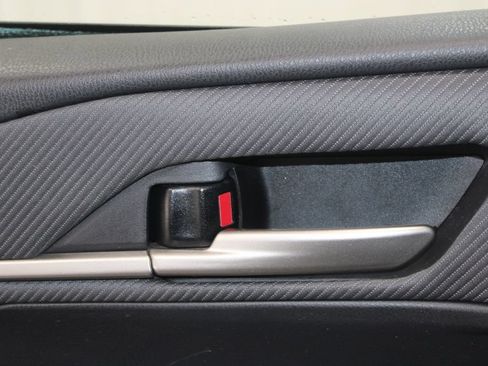 Used 2025 Toyota Camry SE FWD image 34