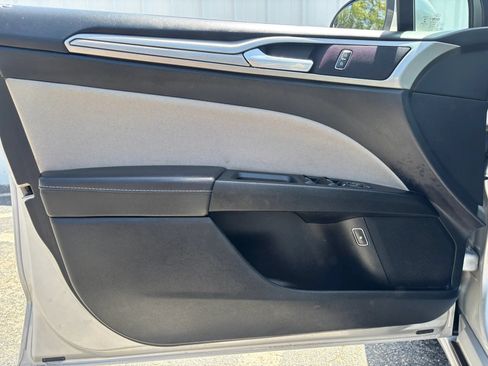 Used 2018 Ford Fusion S FWD image 44